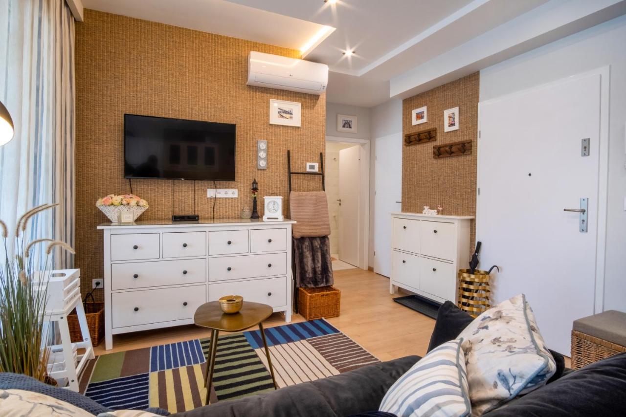 Myflat Casa Premium Apartment Siofok Exterior photo